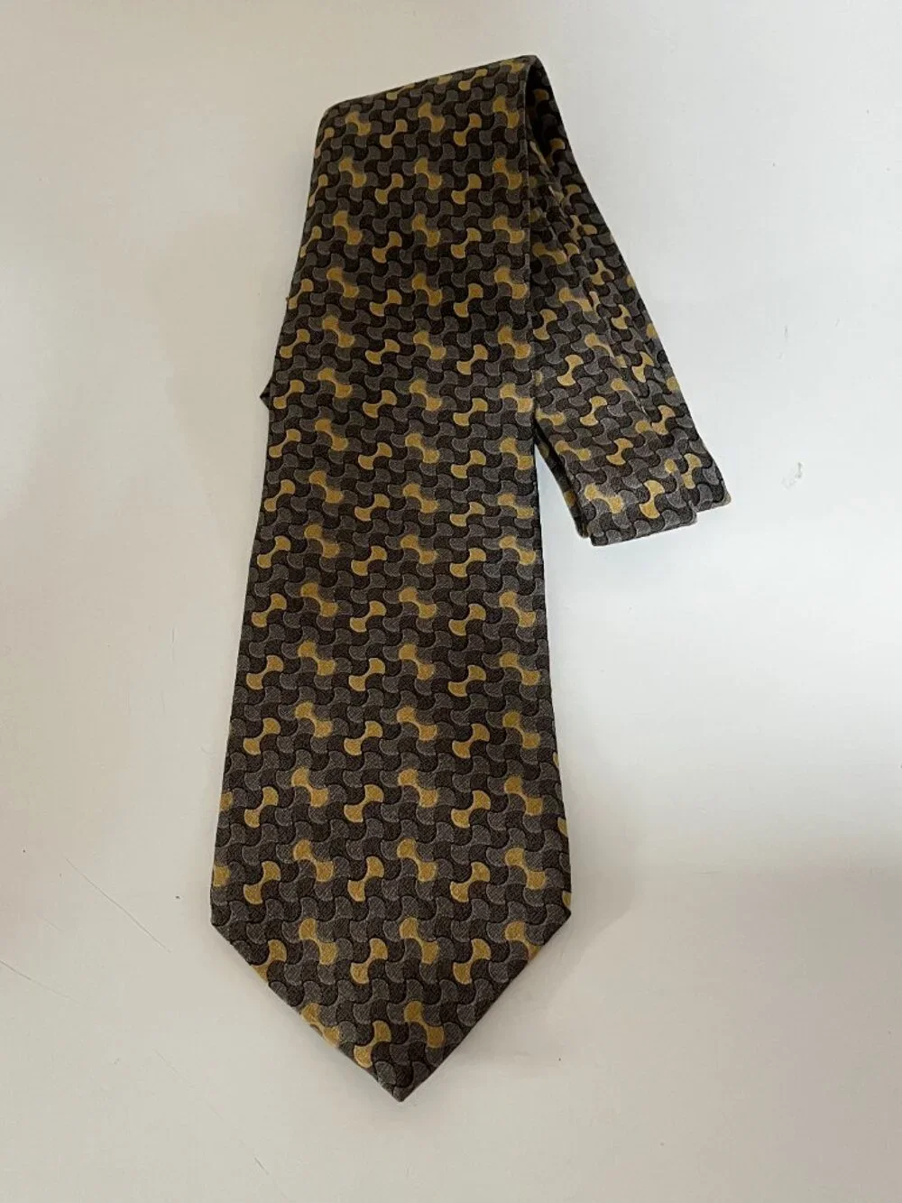 GEORGE MACHADO Mens Necktie preowned like